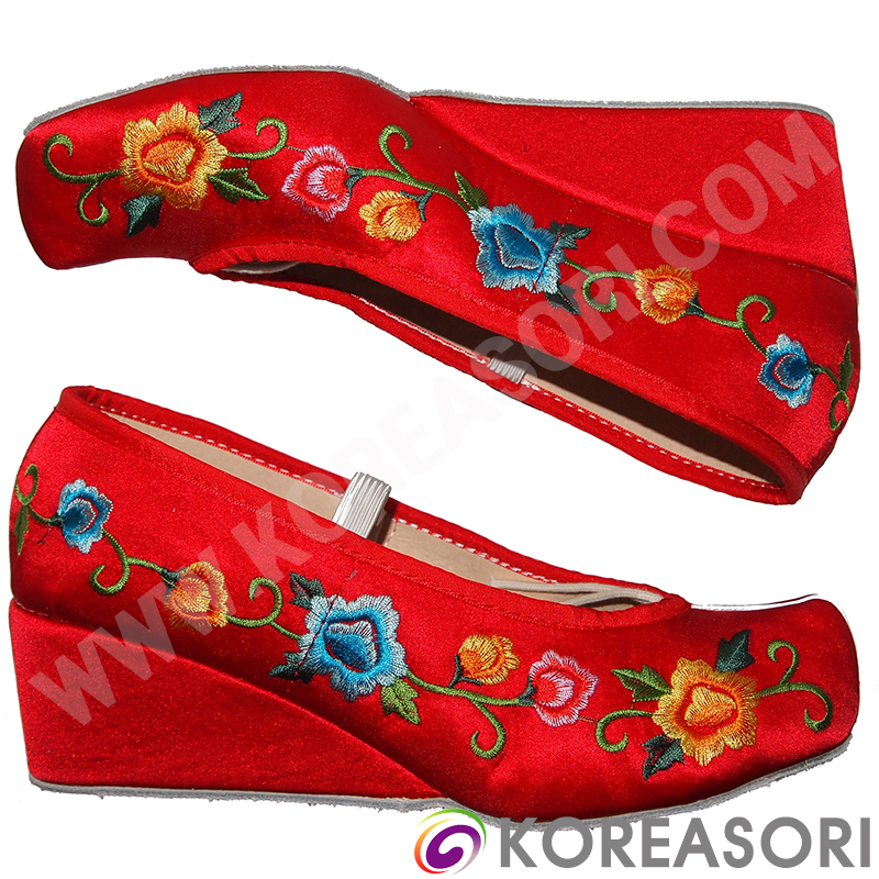 꽃자수 빨간색 코있는 빨간색 공단 5cm 바깥굽있는 한복신발 무용굽슈즈 한국무용 꽃신