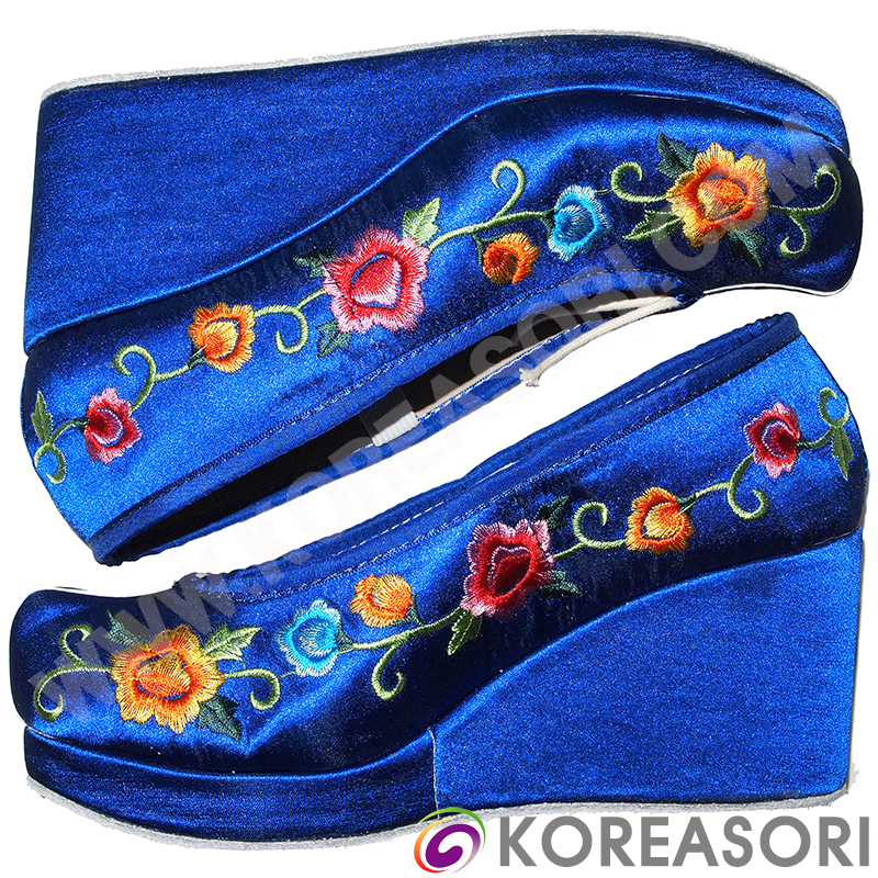 꽃자수 파란색 코있는 파란색 공단 7cm 바깥굽있는 한복신발 무용굽슈즈 한국무용신발 꽃신